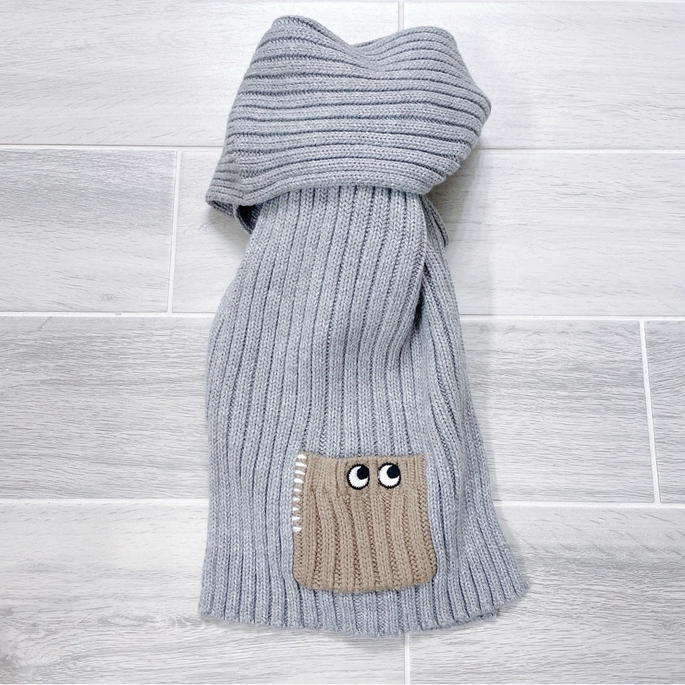 NEW UNIQLO x ANYA HINDMARCH Heattech Knit Scarf Unisex